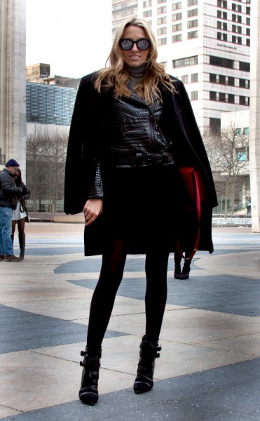 rs_634x1024-150216215835-634.Lisa-Diciccocalve-Street-Style-New-York-Fashion-Week.jl.021615