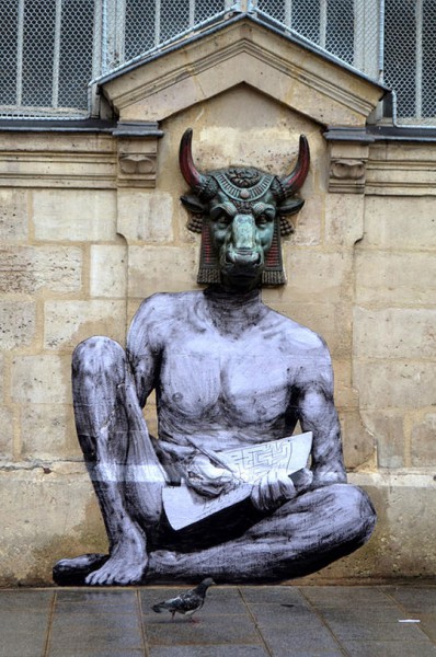 street-art-in-paris-by-levalet-1