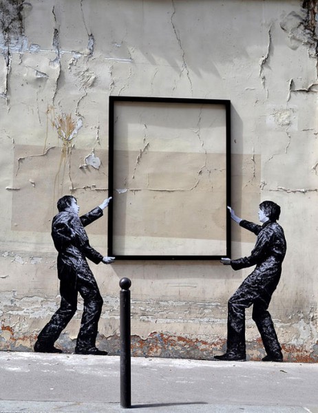 street-art-in-paris-by-levalet-25