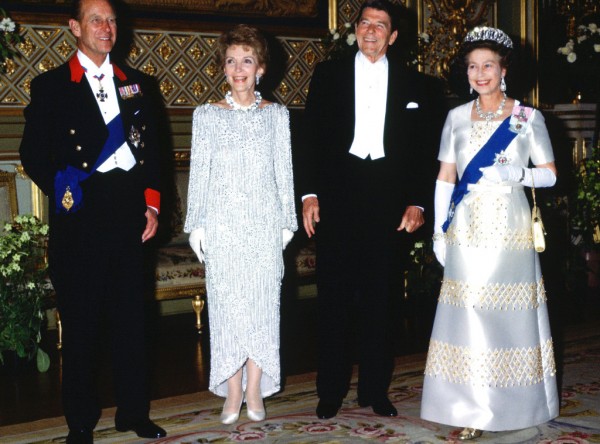 rs_1024x759-141115113602-1024.Queen-Elizabeth-Regan.jl.111514