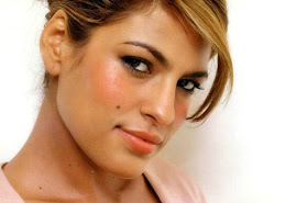 embedded_Eva_Mendes_beauty_mark