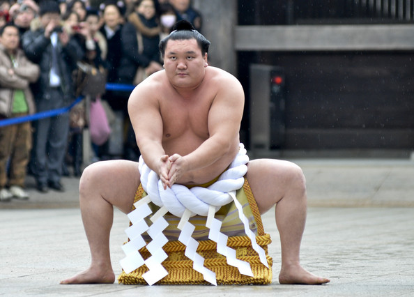 Sumo+Grand+Champions+Celebrate+New+Year+yomU7hS1Tetl