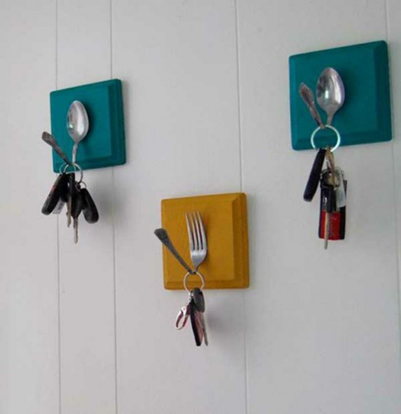 cool-craft-ideas-diy-cardmaking-ideas-old-kitchen-stuff-cutlery-bent-key-board-1