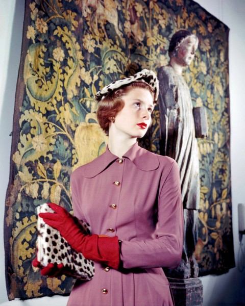 1948 --- A fashion model wears a crepe dress by Clare Potter in the Kelekian Galleries. --- Image by © Genevieve Naylor/Corbis