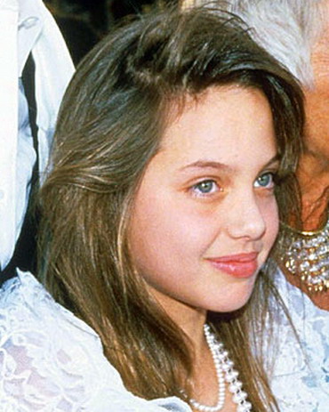 angelina_jolie_childhood_pictures11