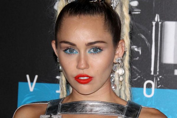 miley-cyrus-splash-news-091015-1024x682